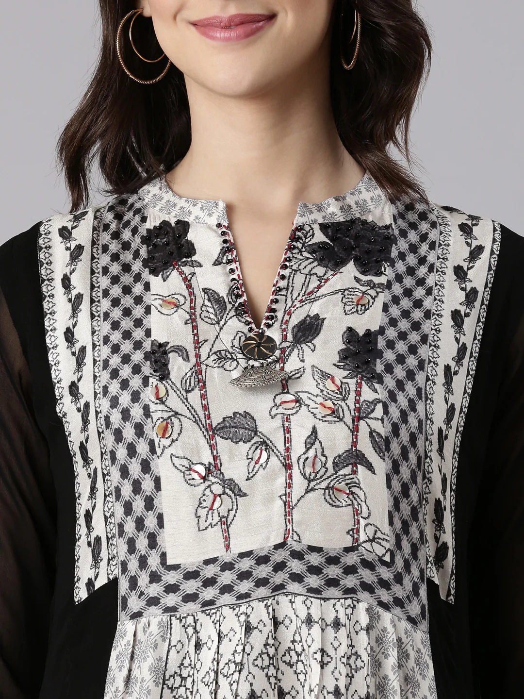 Black Georgette Printed Three Piece Set - Image 4
