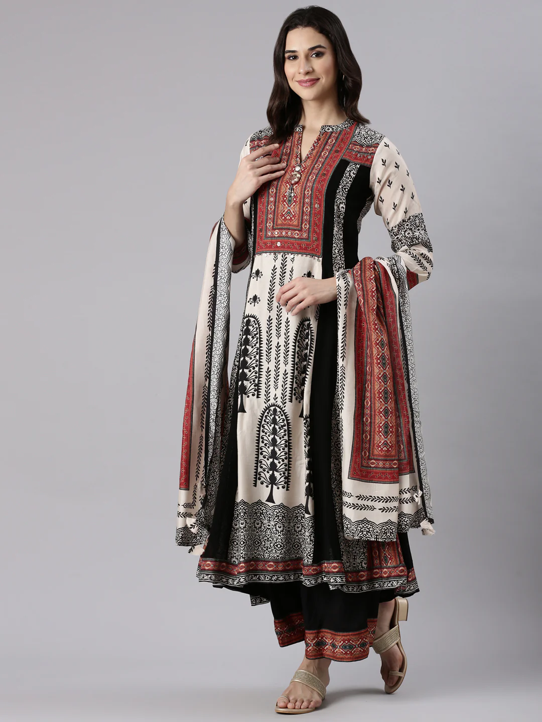 Cream Muslin Printed Three Piece Set With Palazzo - Image 5