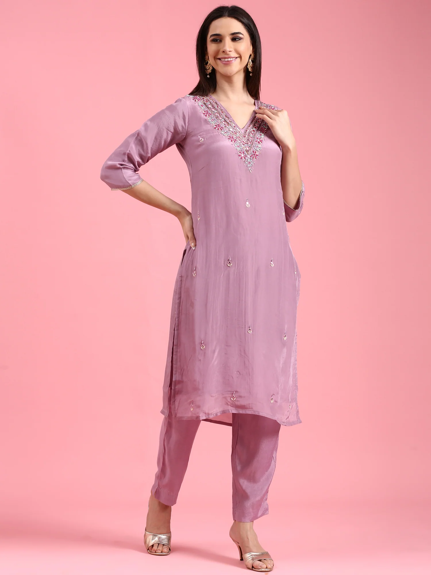 Lilac Organza Hand Embroidery Three Piece Suit Set - Image 3