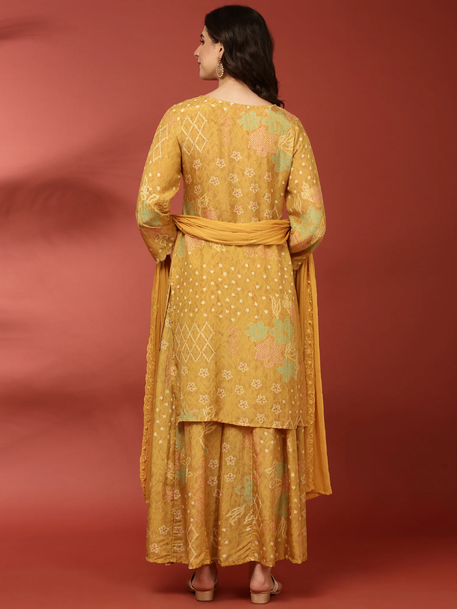 Mustard Crepe Printed Three Piece Set - Image 4