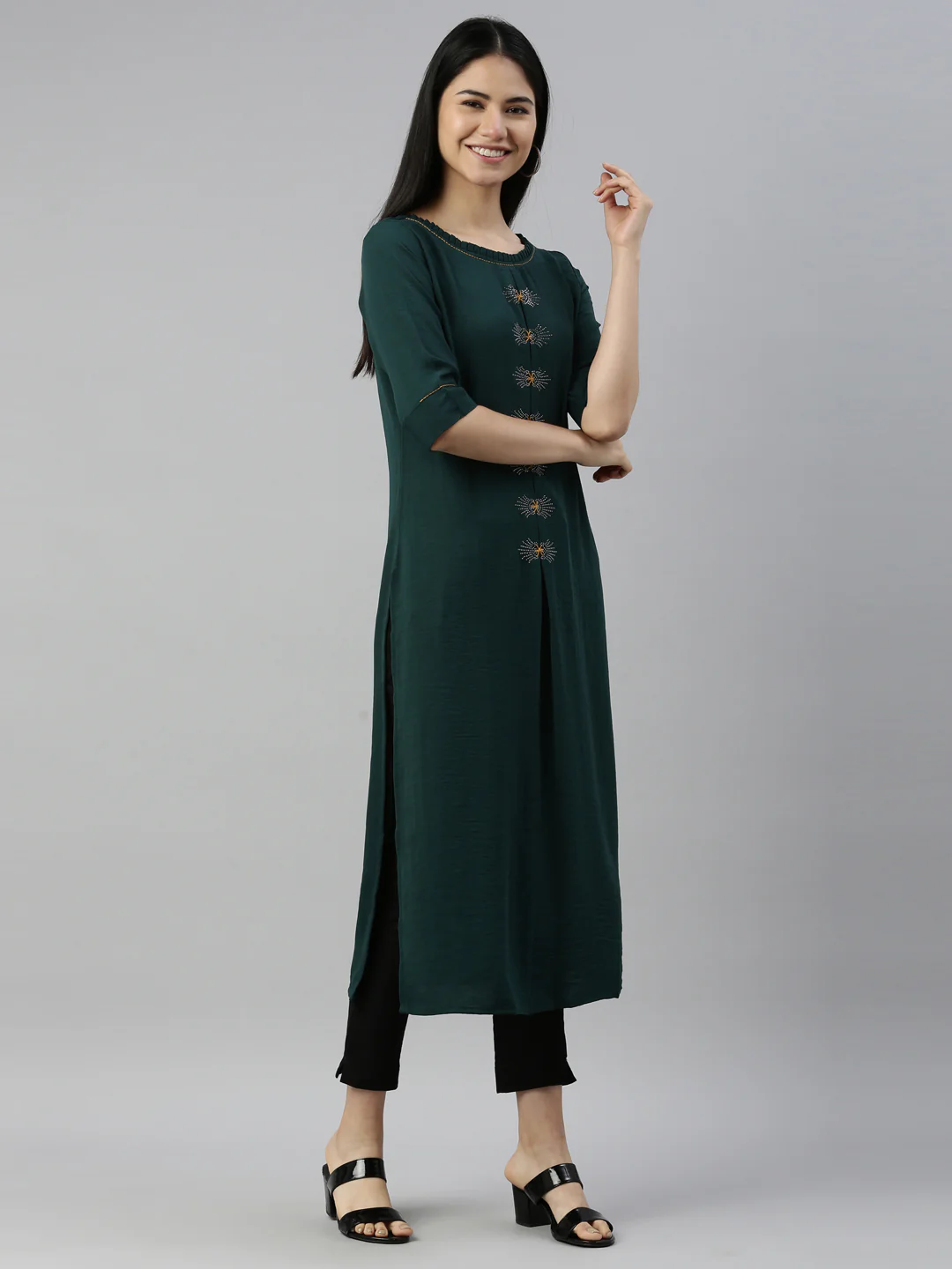 Neerus B Green Color Mouse Crepe Fabric Kurta - Image 4