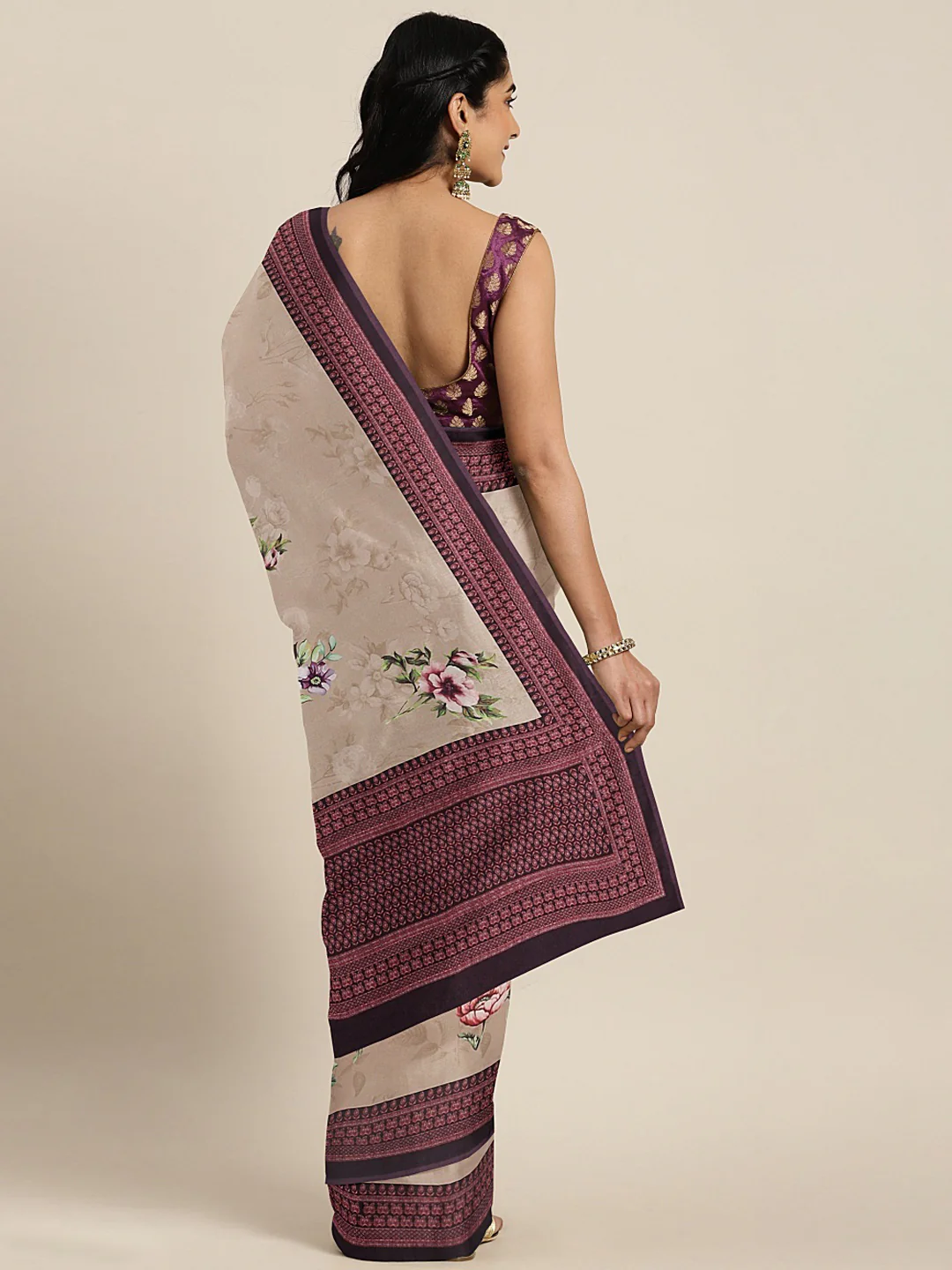 Neerus Beige Printed Saree With Blouse - Image 2