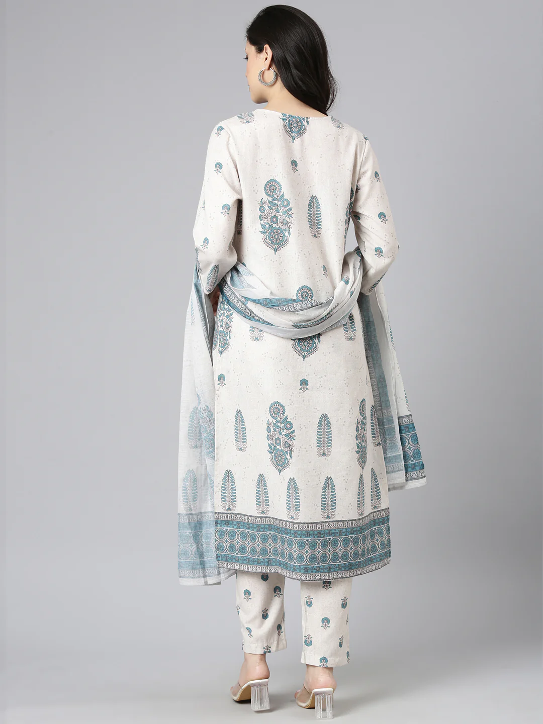 Neerus Beige Printed Straight Kurta and Trousers With Dupatta - Image 3
