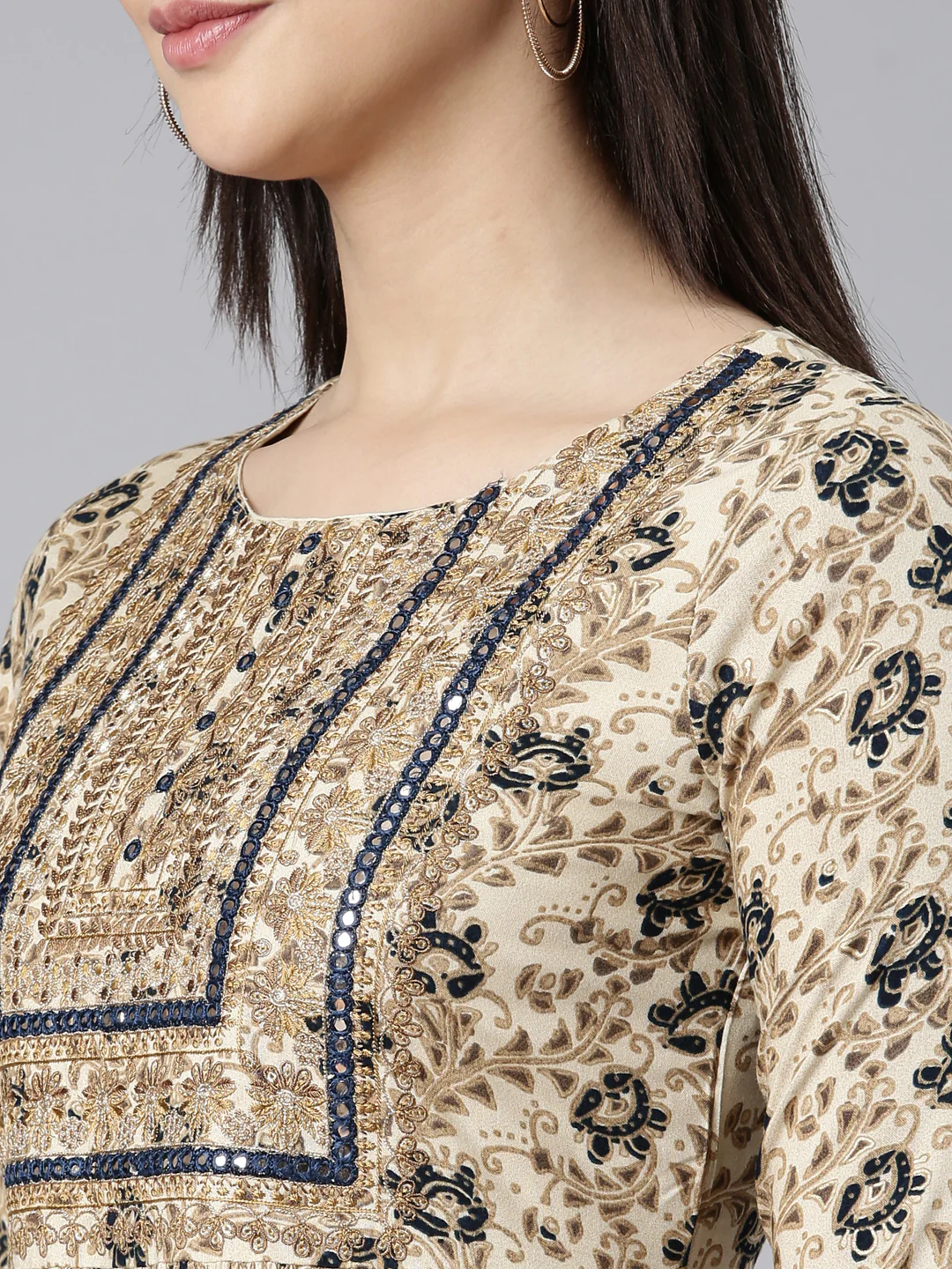 Neerus Beige Regular Straight Floral Kurta And Trousers With Dupatta - Image 4