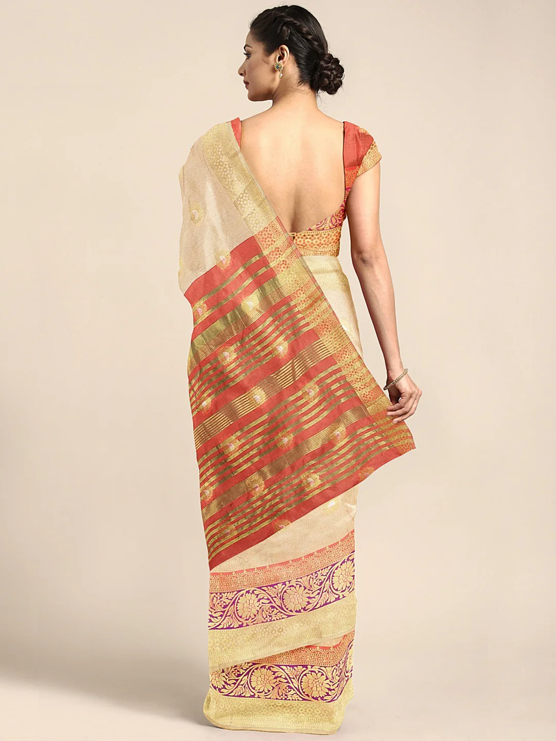 Neerus Beige Textured Saree With Blouse - Image 2