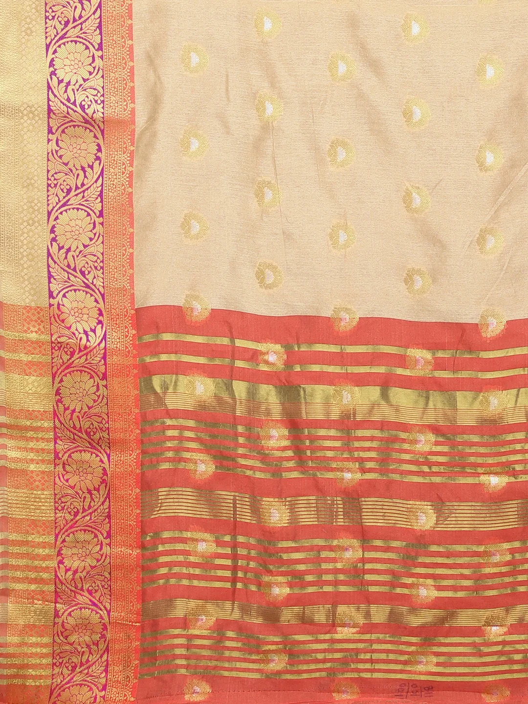 Neerus Beige Textured Saree With Blouse - Image 4
