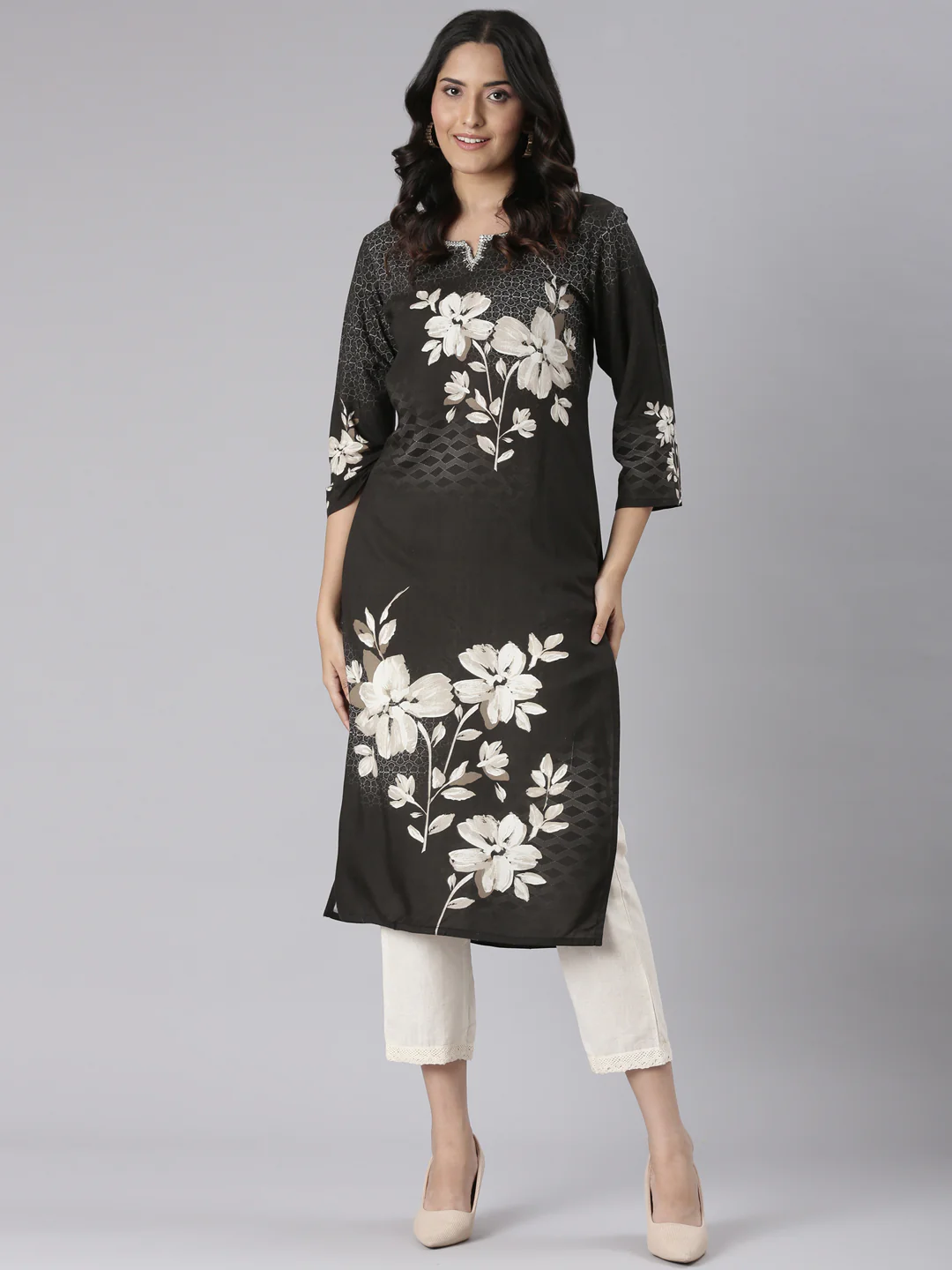 Neerus Black Casual Floral Straight Kurta - Image 5