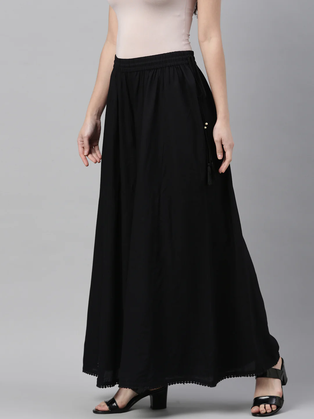 Neerus Black Color Plazzo - Image 3