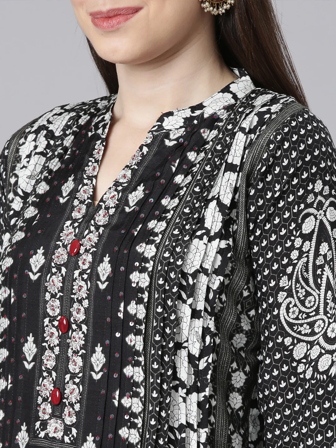 Neerus Black Curved Casual Floral Dresses. - Image 4