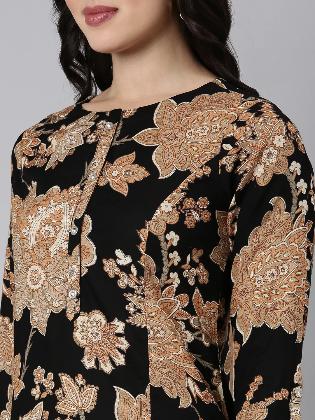 Neerus Black Panelled Straight Floral Kurta - Image 5