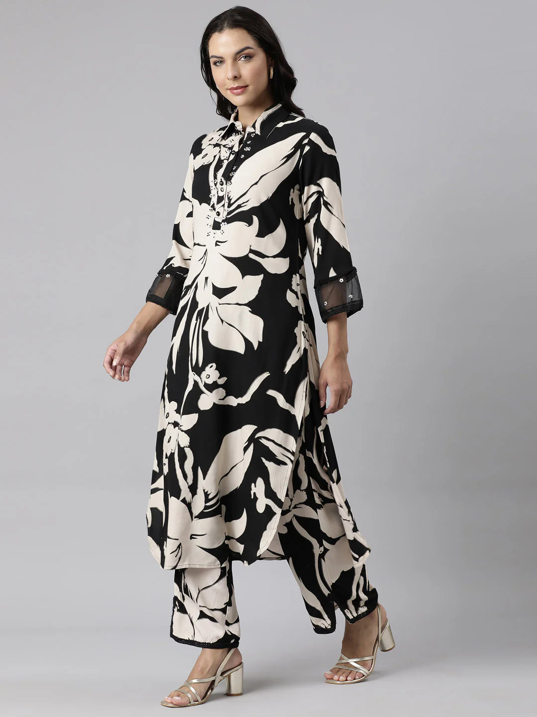 Neerus Black Panelled Straight Printed Kurta And Palazzos - Image 2
