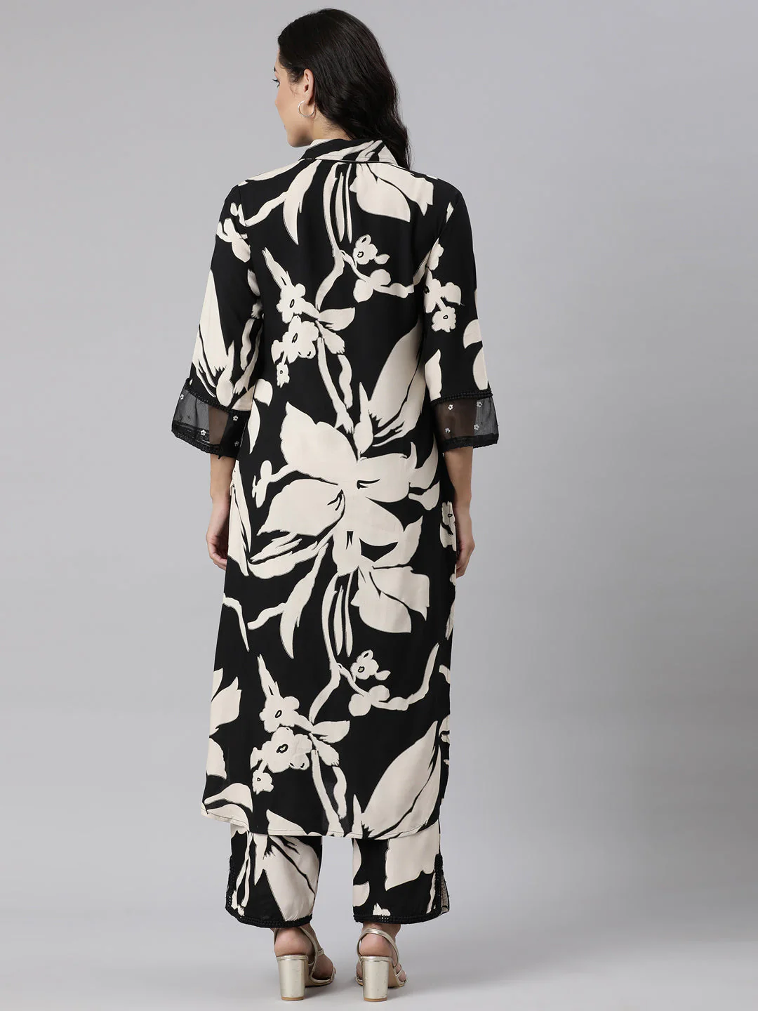 Neerus Black Panelled Straight Printed Kurta And Palazzos - Image 4