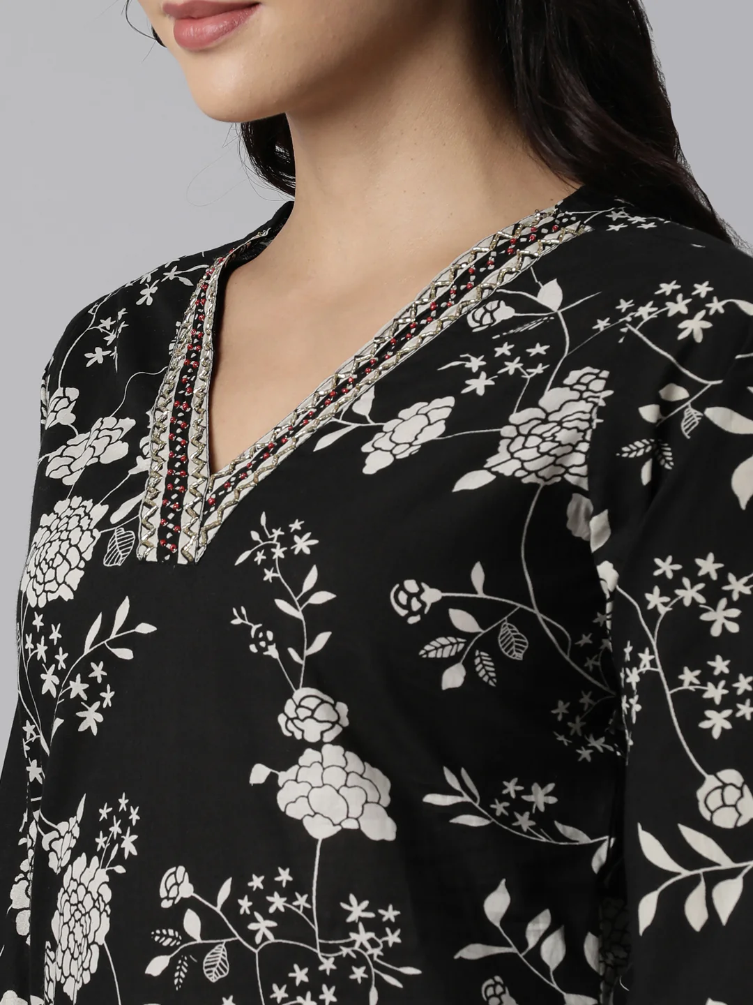Neerus Black Panelled Straight Printed Kurta And Trousers With Dupatta - Image 5