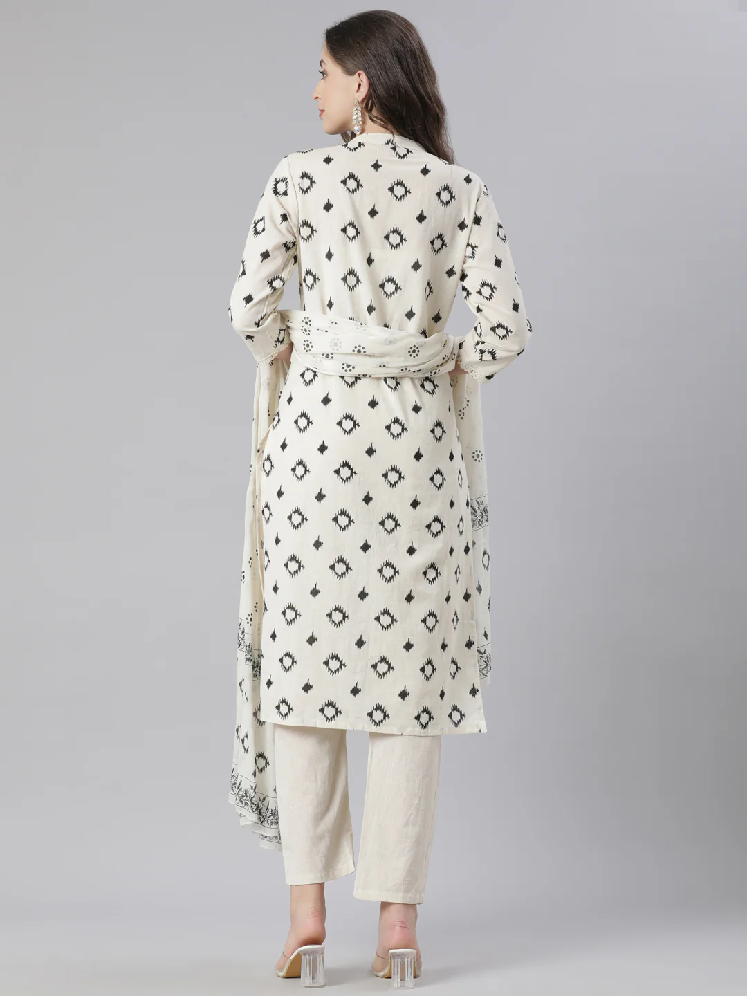 Neerus Black Printed Straight Kurta and Trousers With Dupatta - Image 3