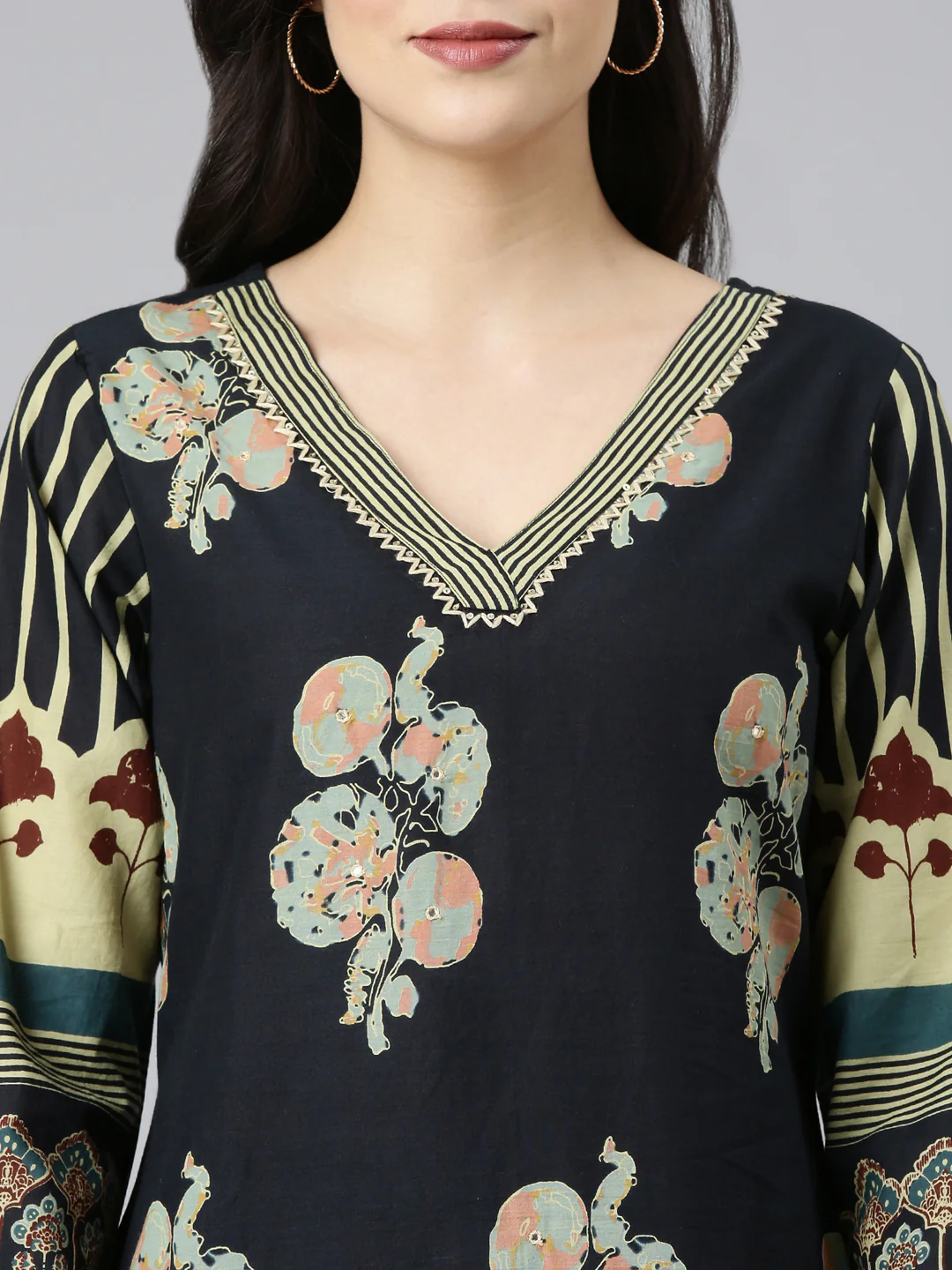 Neerus Black Printed Straight Kurta and Trousers With Dupatta - Image 4