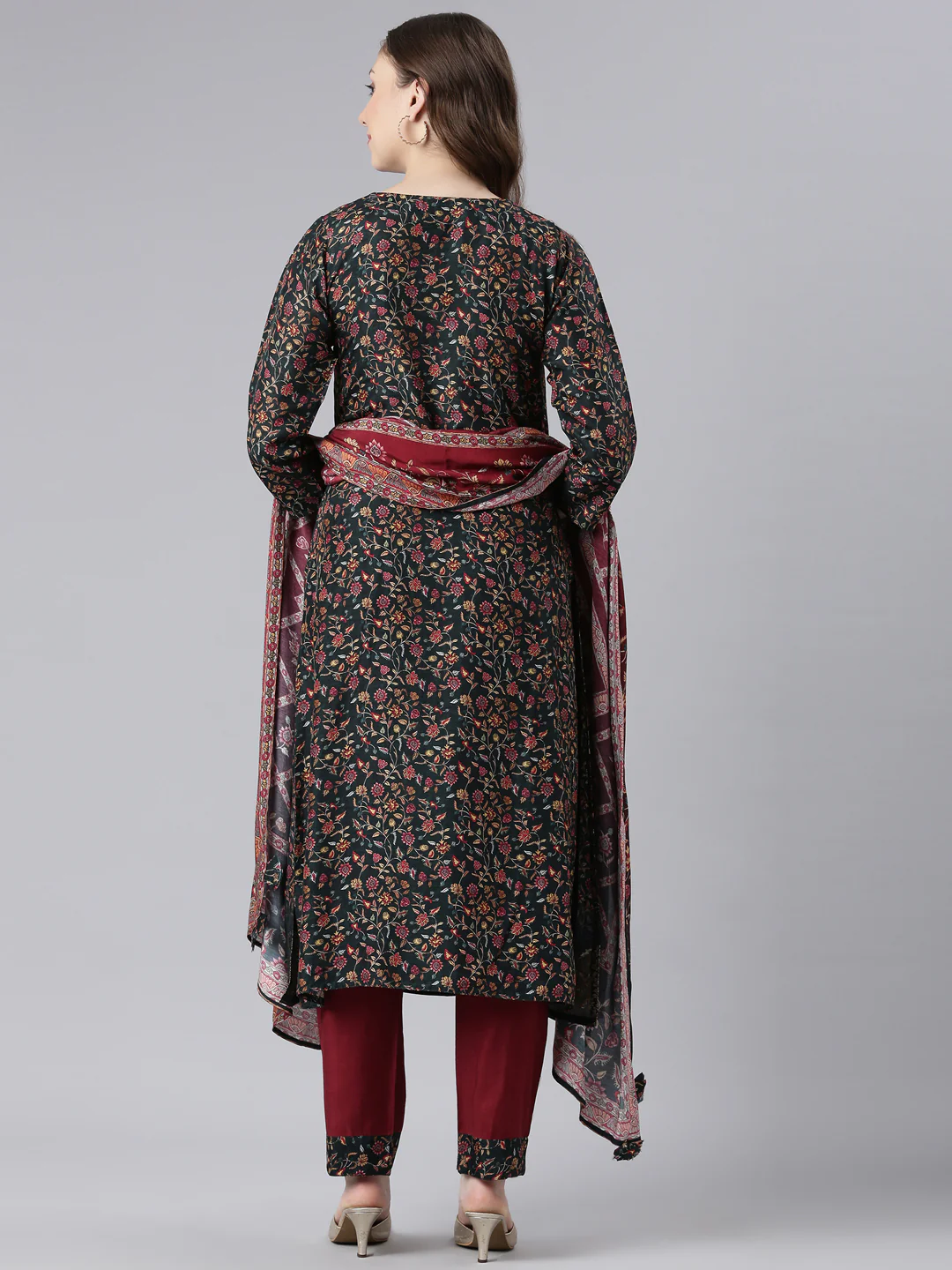 Neerus Black Raw Silk Straight Casual Floral Kurta and Trouser with Dupatta - Image 4