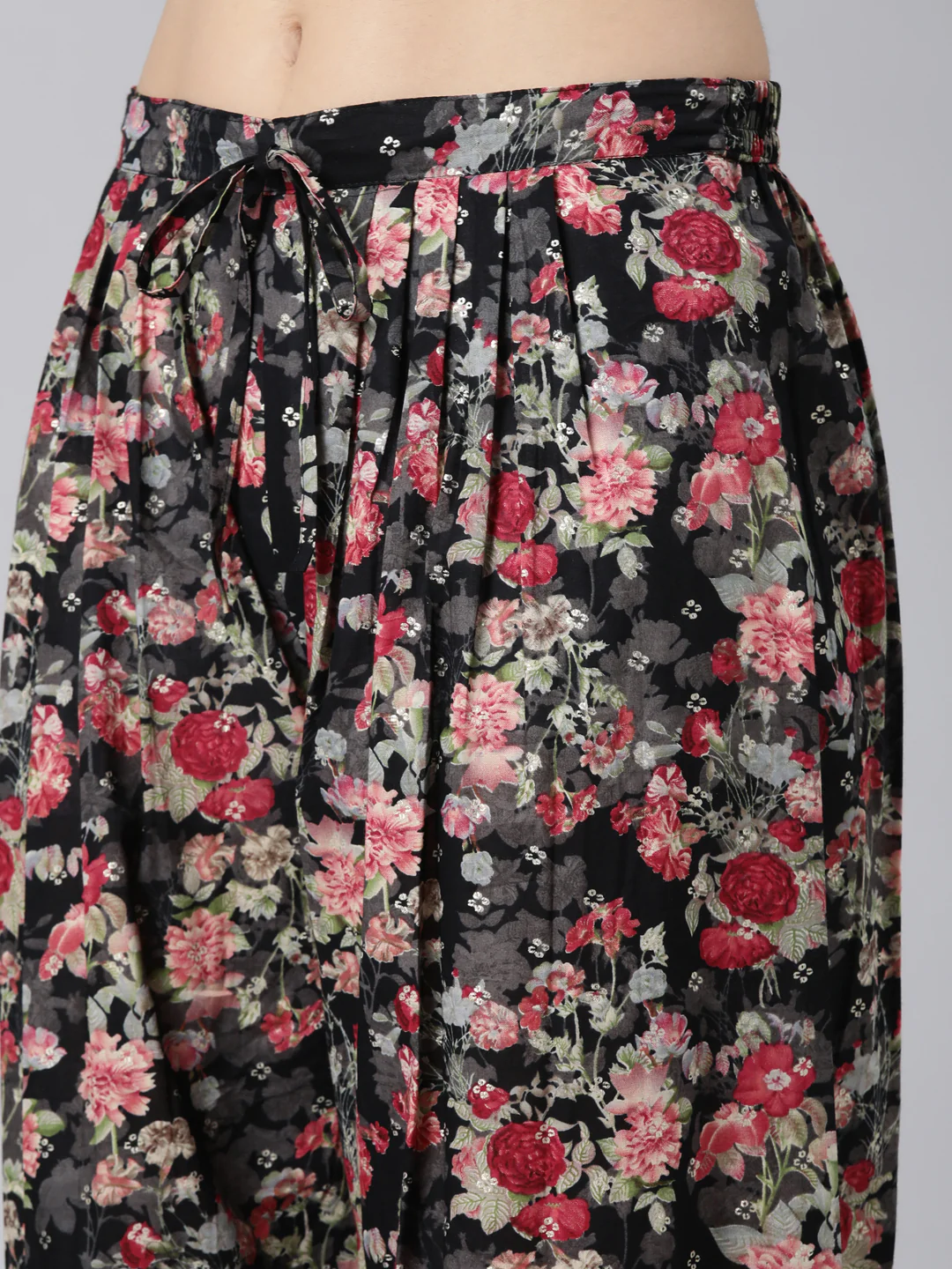 Neerus Black Regular Straight Floral Kurta And Salwar With Dupatta - Image 6