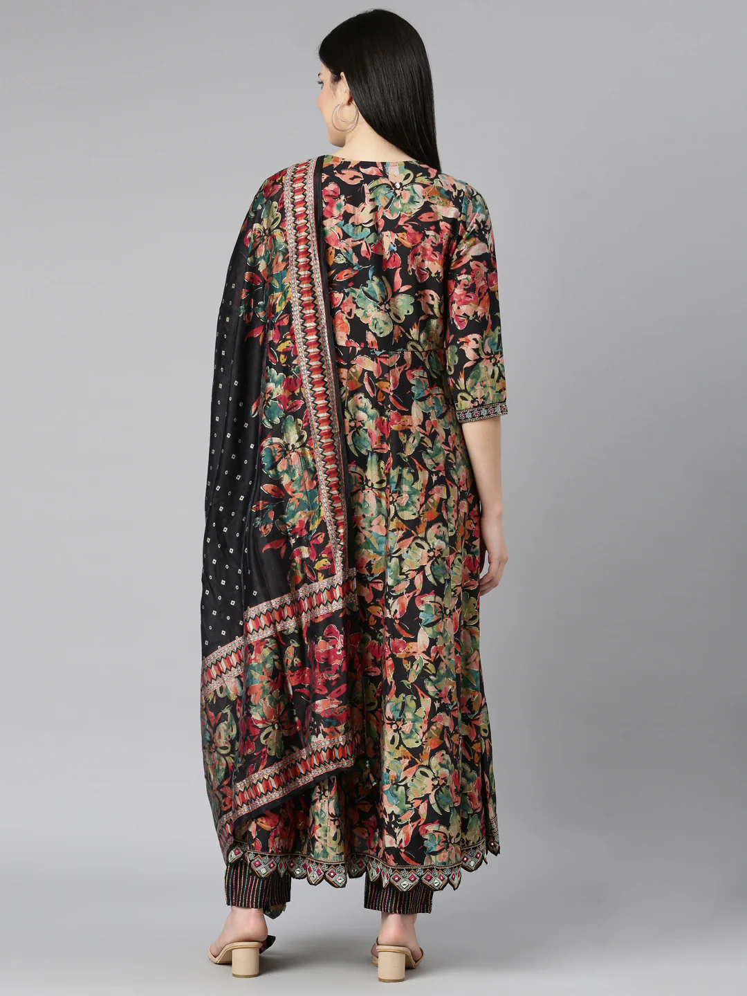 Neerus Black Regular Straight Floral Kurta And Trousers With Dupatta - Image 3