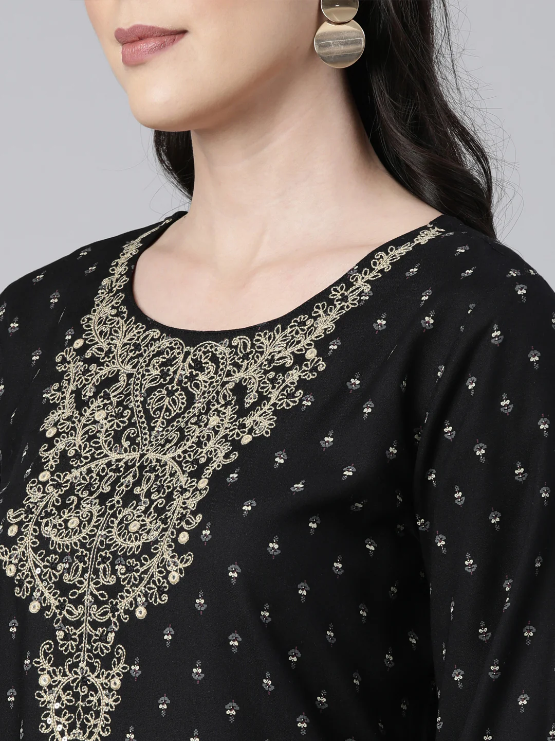 Neerus Black Regular Straight Floral Kurta And  Trousers With Dupatta - Image 4