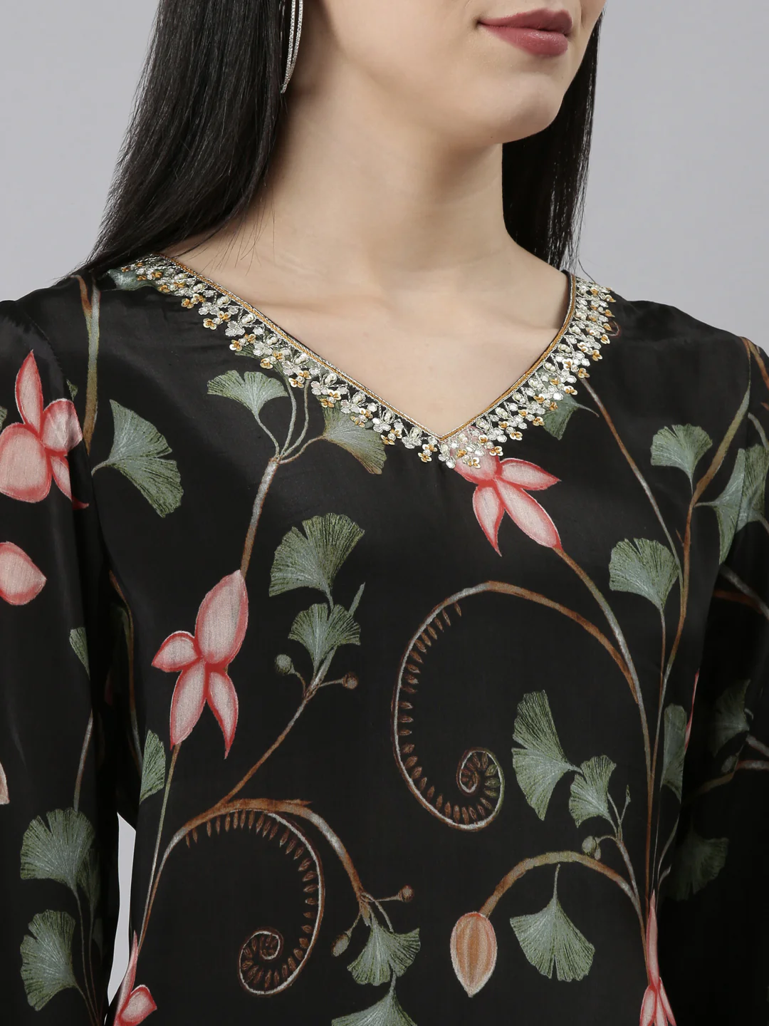 Neerus Black Regular Straight Floral Kurta And Trousers With Dupatta - Image 4