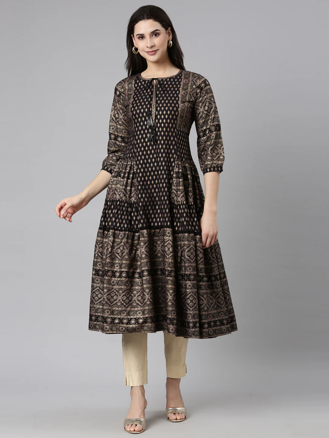 Neerus Black Regular Straight Floral Kurta