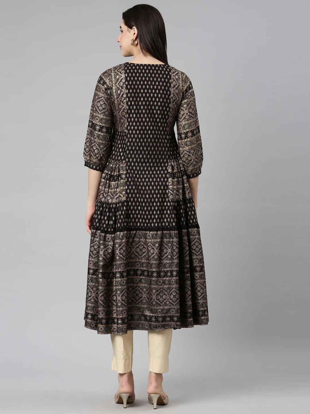 Neerus Black Regular Straight Floral Kurta - Image 3