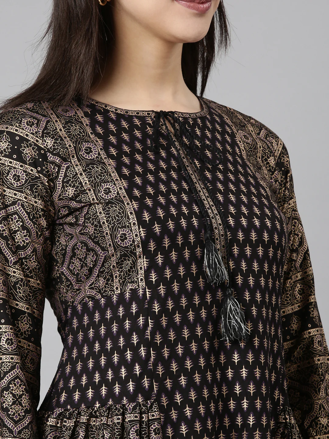 Neerus Black Regular Straight Floral Kurta - Image 4