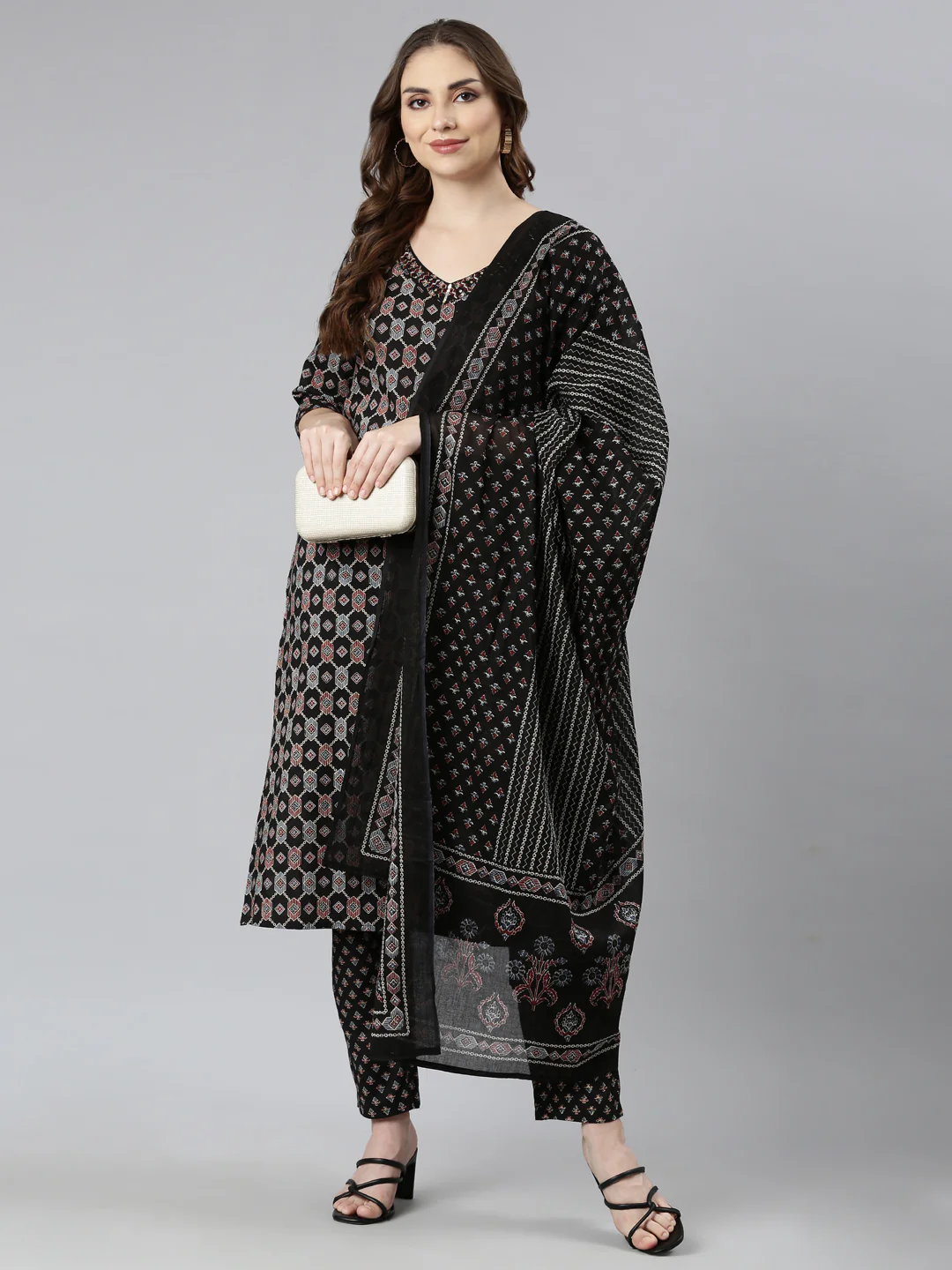 Neerus Black Regular Straight Geometric Kurta And Trousers With Dupatta - Image 4