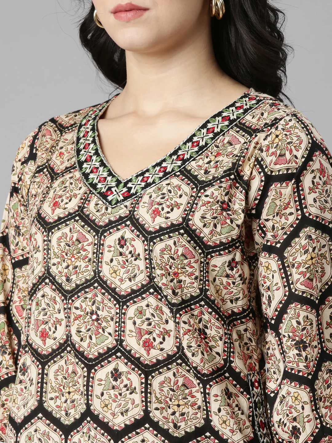 Neerus Black Regular Straight Printed Kurta And Salwar With Dupatta - Image 4
