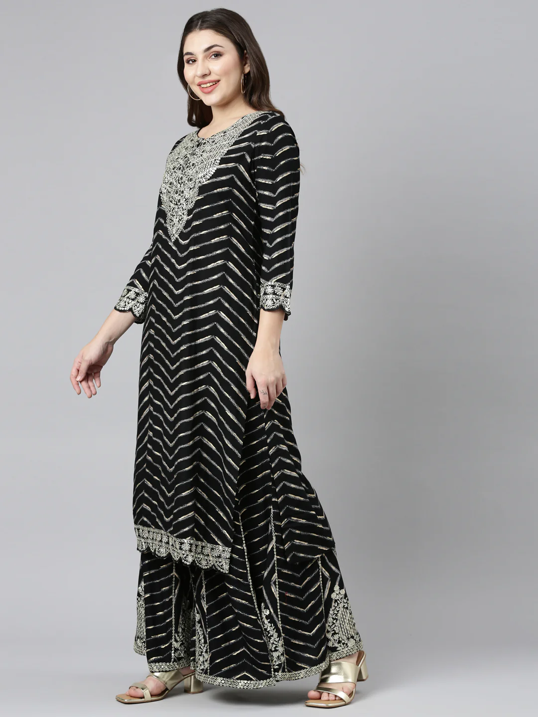 Neerus Black Regular Straight Printed Kurta And Sharara With Dupatta - Image 2