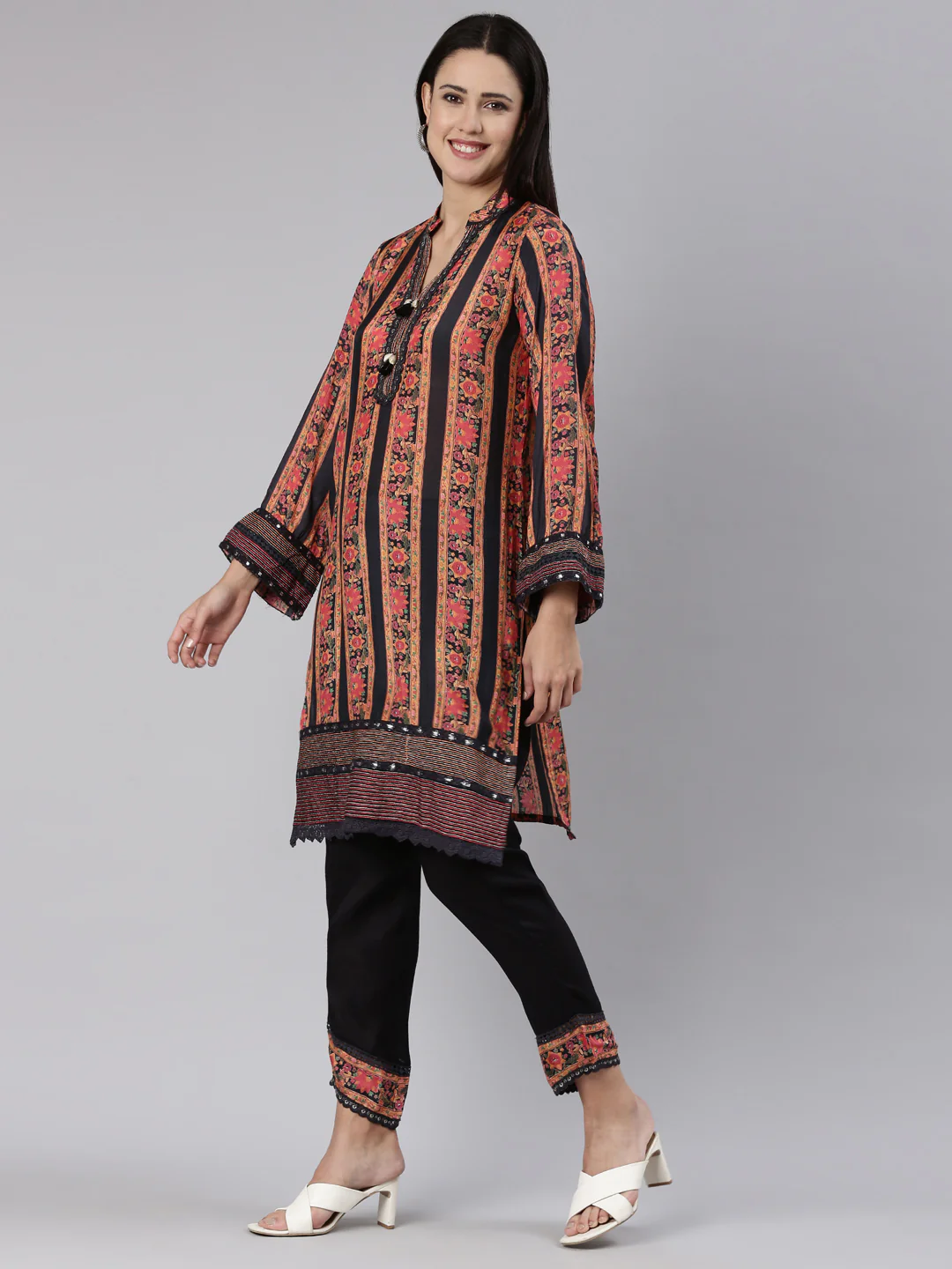 Neerus Black Regular Straight Printed Kurta And Trousers - Image 2