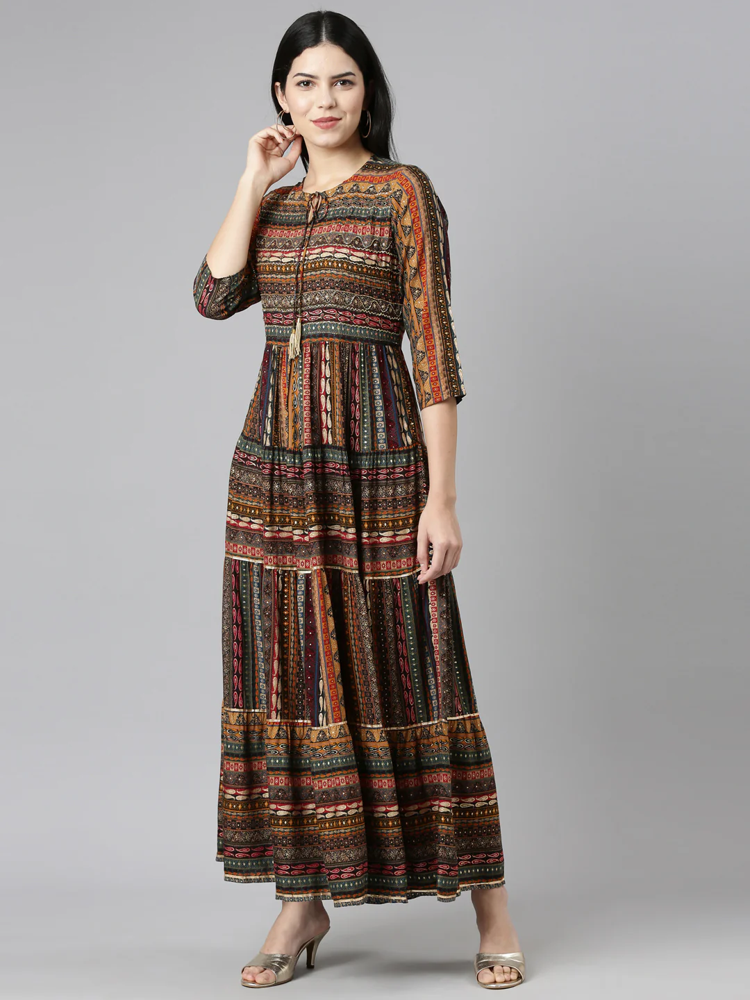 Neerus Black Straight Casual Printed Gown
