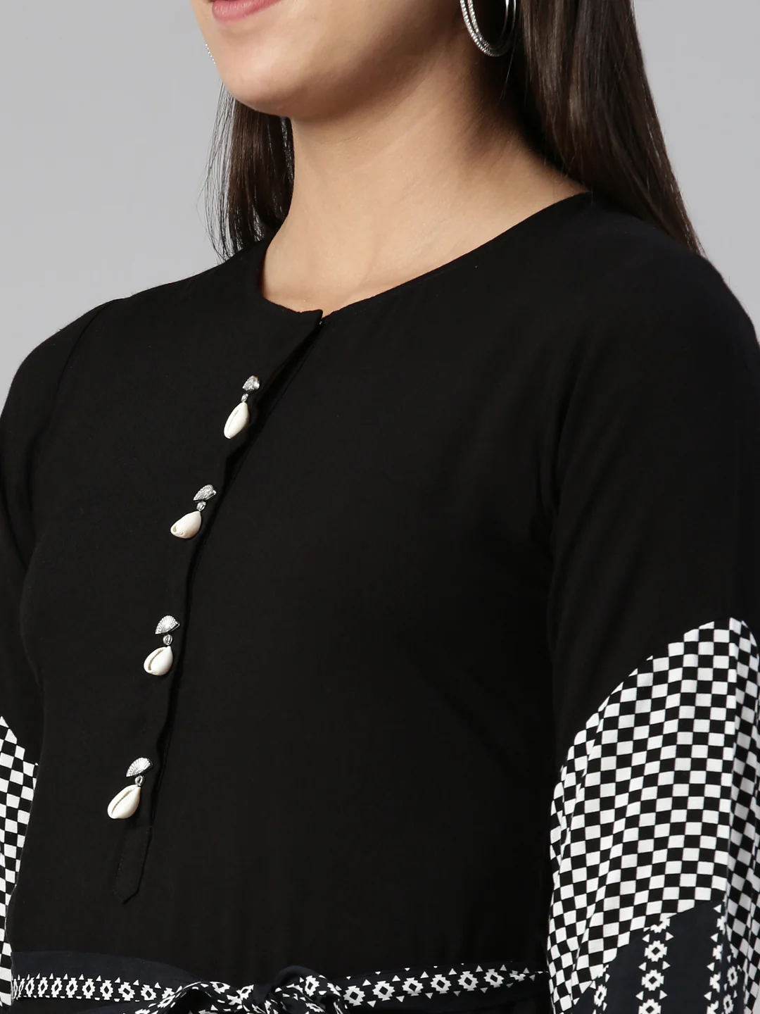 Neerus Black Straight Straight Cotton Kurta - Image 4