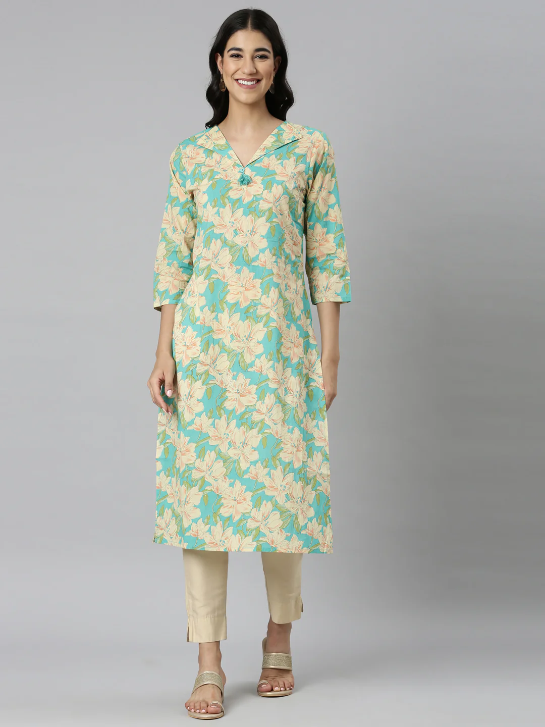 Neerus Blue Casual Floral Straight Kurta