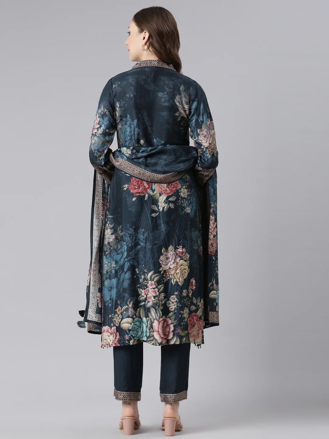 Neerus Blue Chinon Straight Casual Floral Kurta and Trouser with Dupatta - Image 4