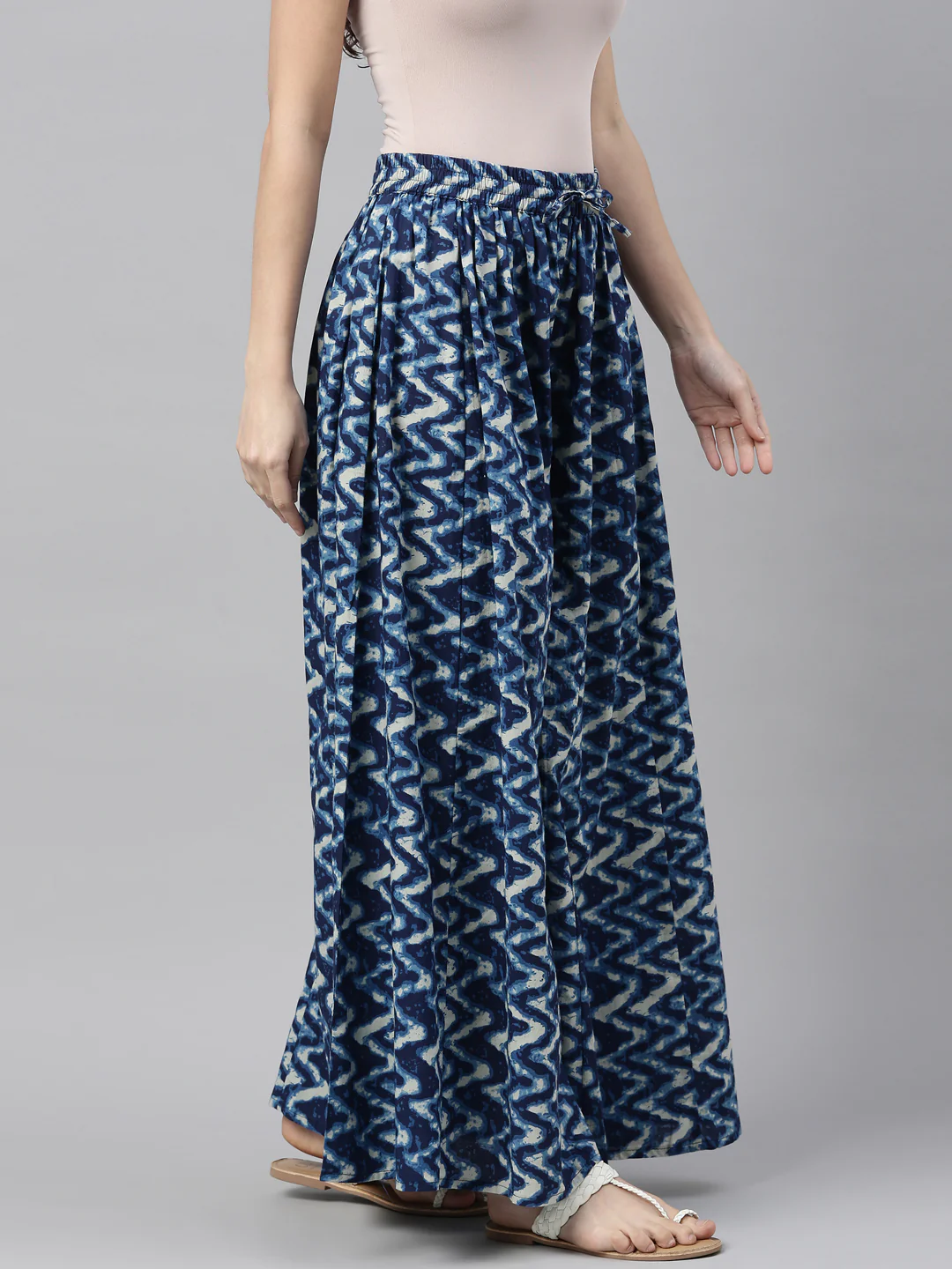 Neerus Blue Color Cotton Fabric Plazzo - Image 4