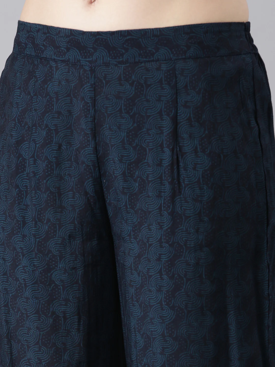 Neerus Blue Model Curved Casual Floral Kurta and Trouser with Dupatta - Image 7