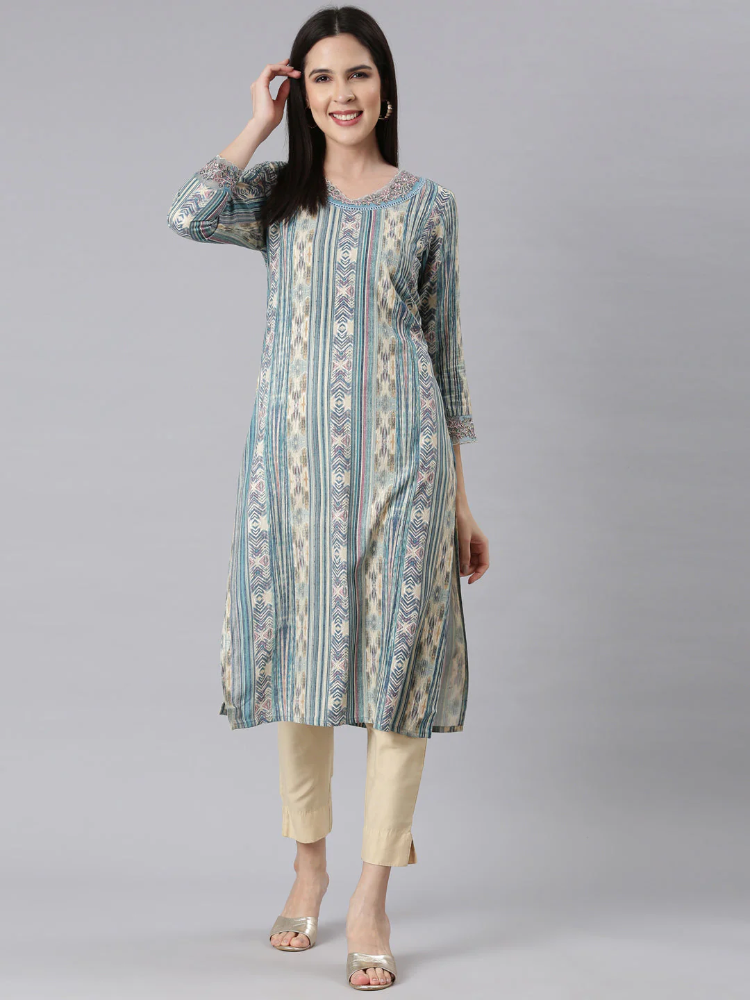 Neerus Blue Panelled Straight Chevron Kurta - Image 4