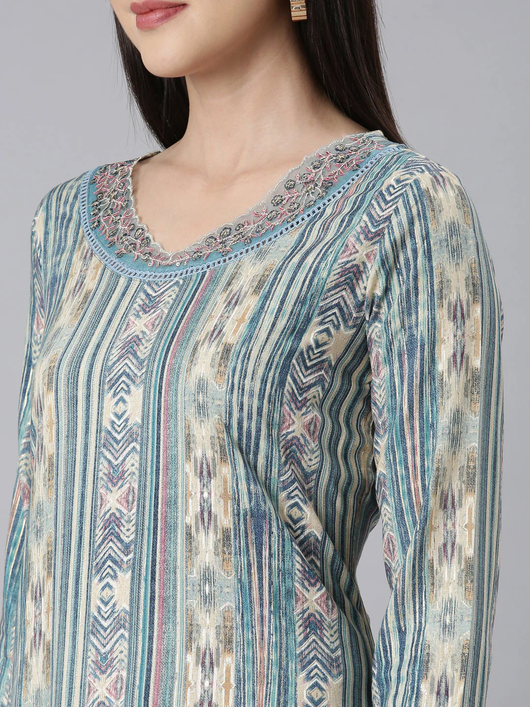 Neerus Blue Panelled Straight Chevron Kurta - Image 5
