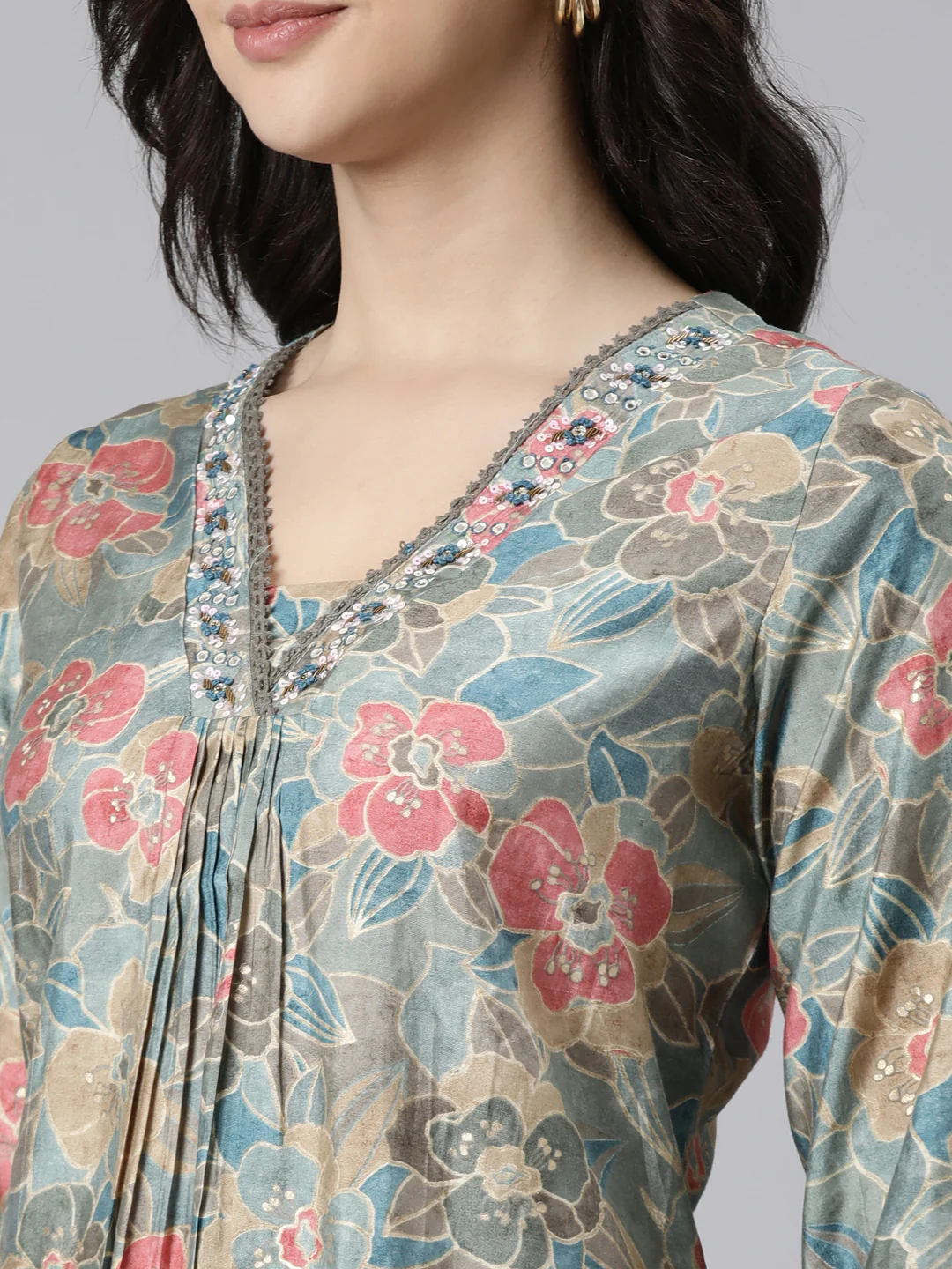 Neerus Blue Pleated Straight Floral Kurta And  Trousers With Dupatta - Image 4