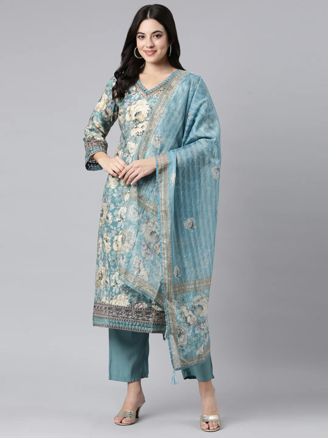 Neerus Blue Regular Straight Floral Kurta And Trousers With Dupatta - Image 5