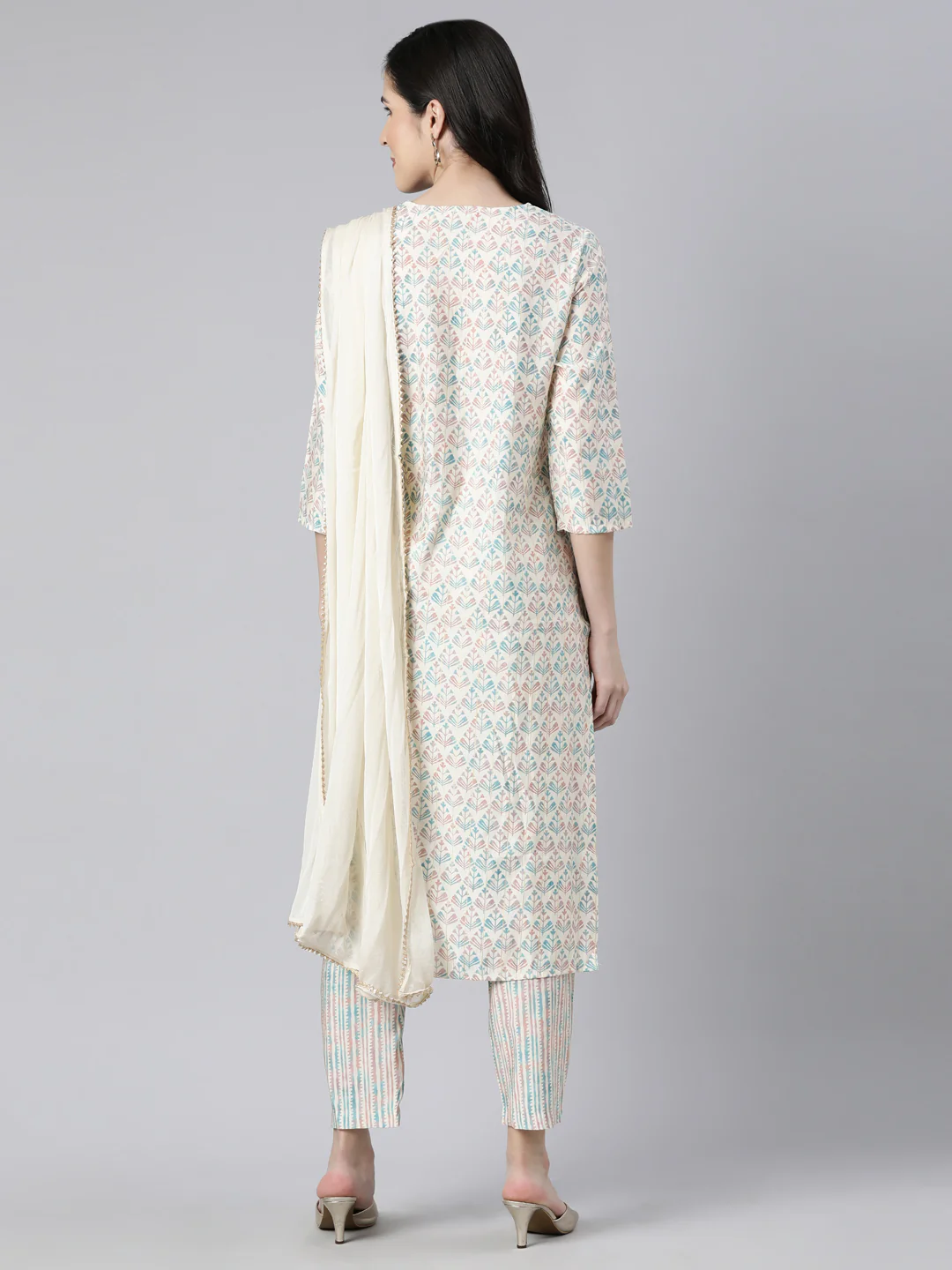 Neerus Blue Regular Straight Floral Kurta And Trousers With Dupatta - Image 3