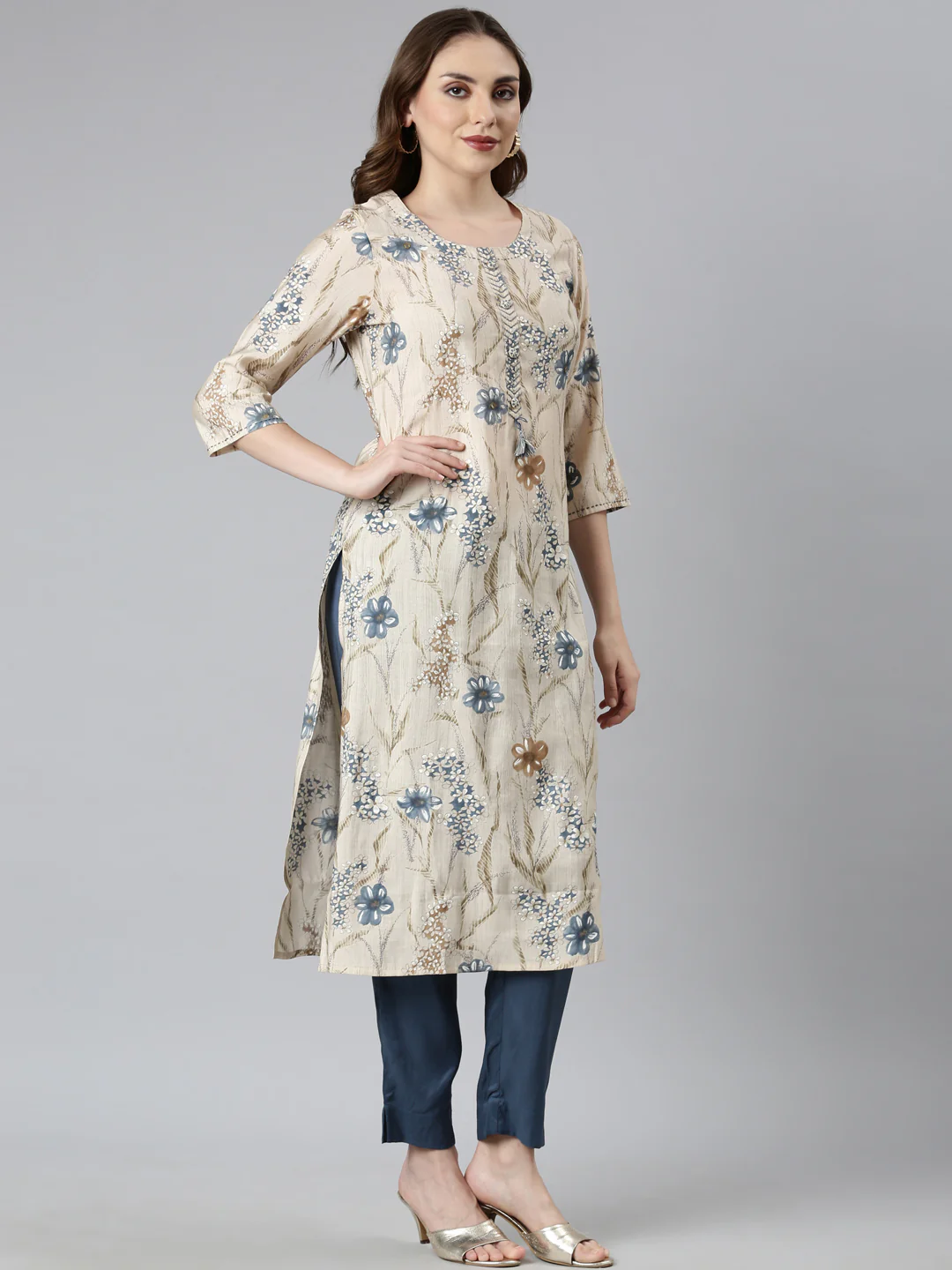Neerus Blue Regular Straight Floral Kurta And  Trousers With Dupatta - Image 2