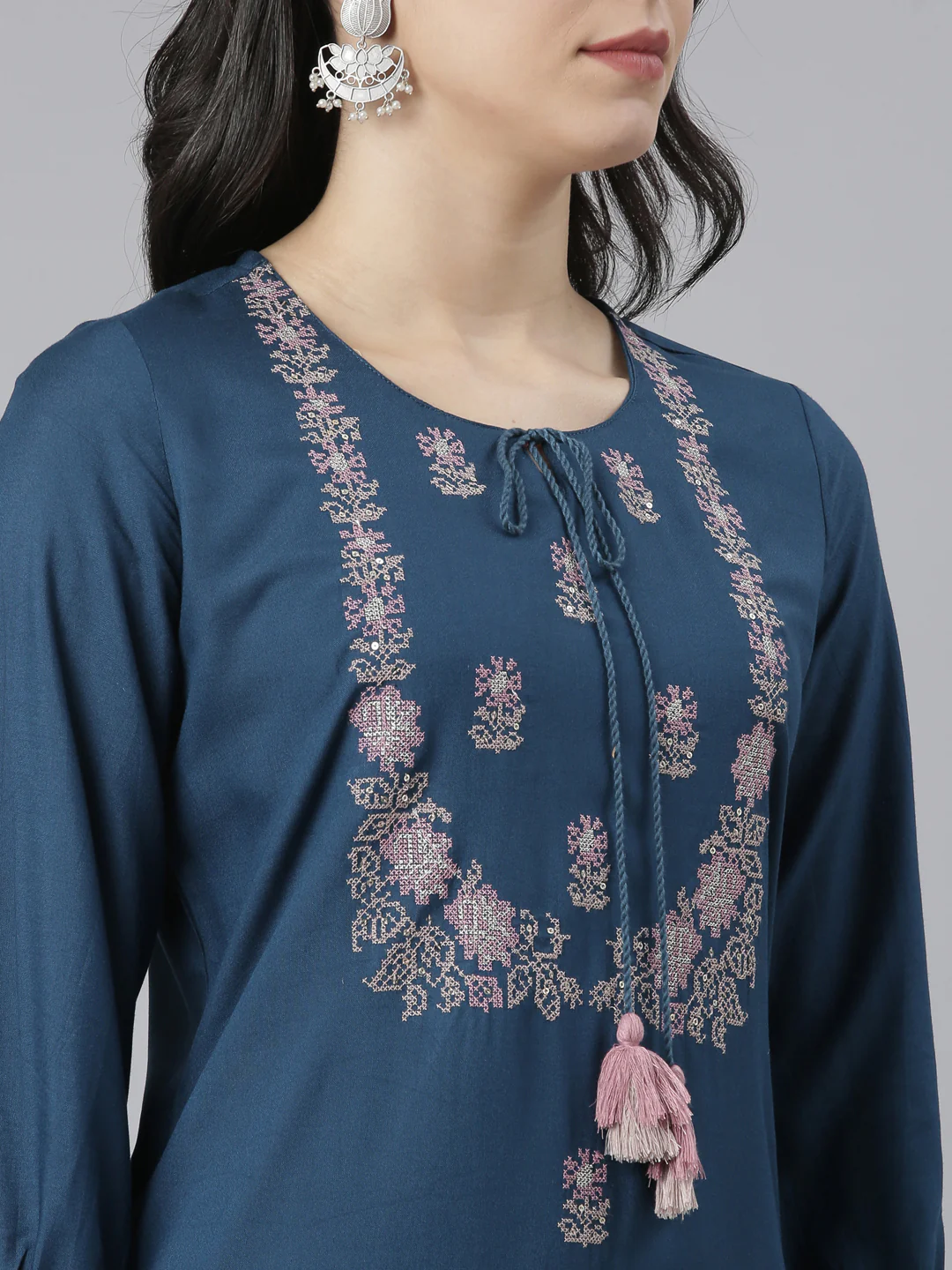 Neerus Blue Regular Straight Floral Kurta - Image 4