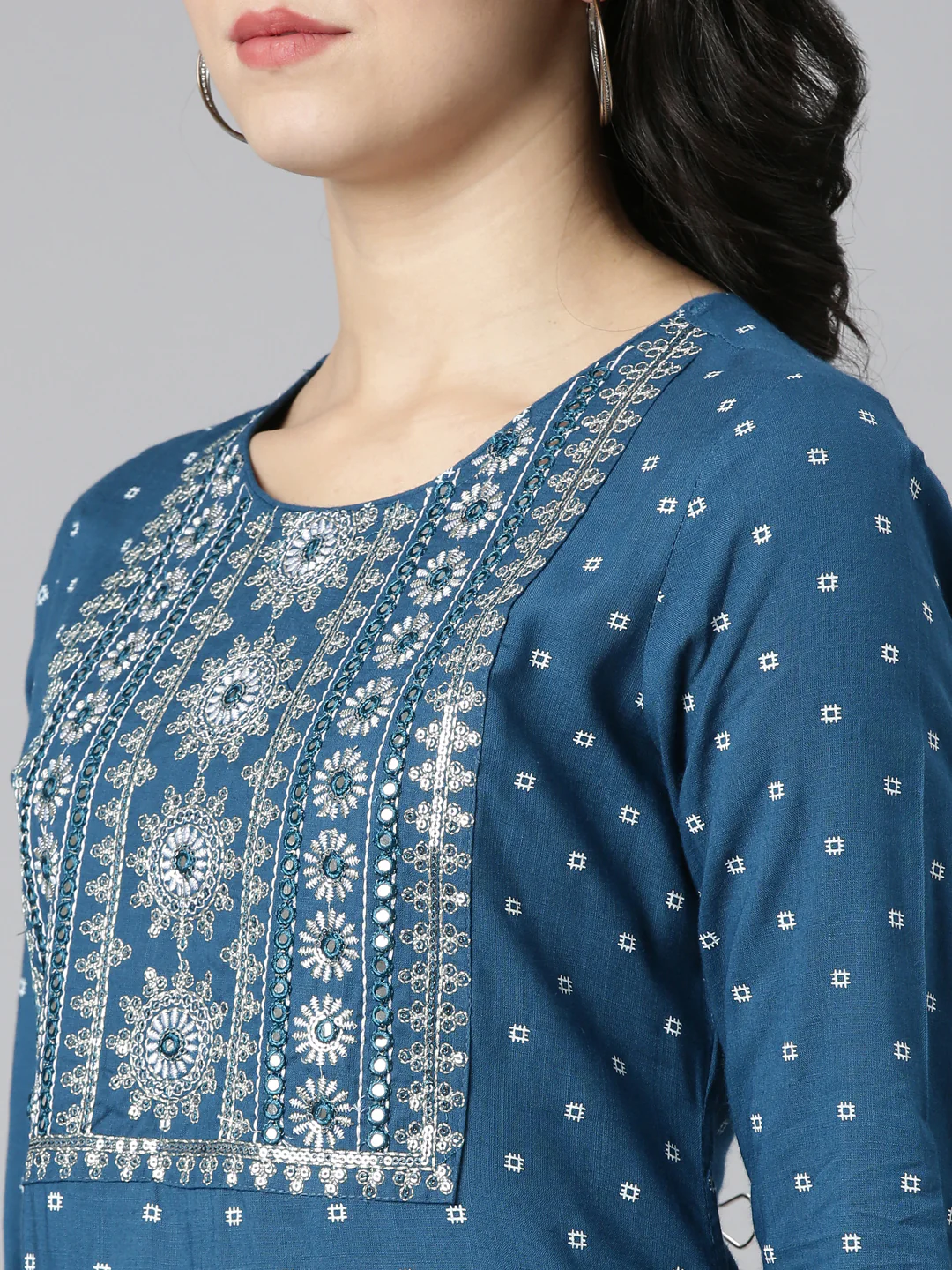 Neerus Blue Regular Straight Printed Kurta And Trousers - Image 4