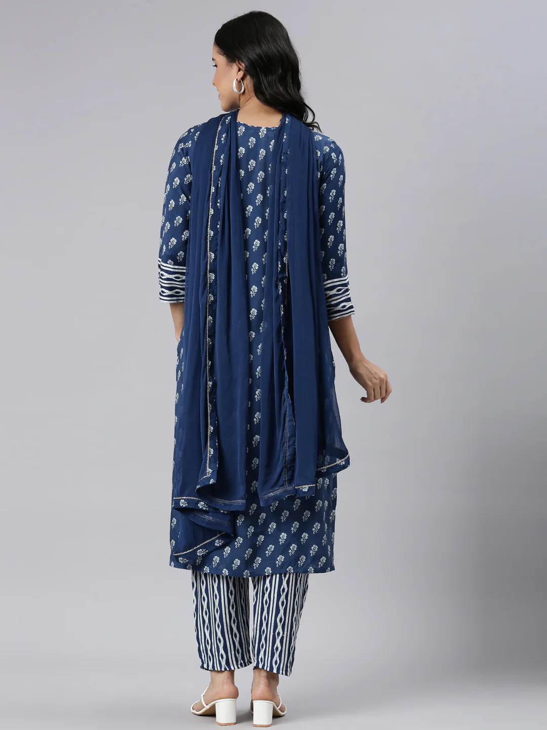 Neerus Blue Regular Straight Printed Kurta and Trousers With Dupatta - Image 3