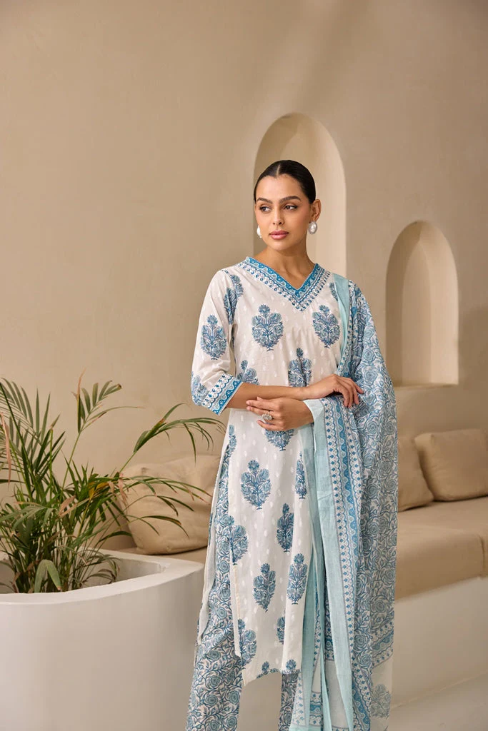 Neerus Blue Straight Printed Kurta And Trousers With Dupatta - Image 7