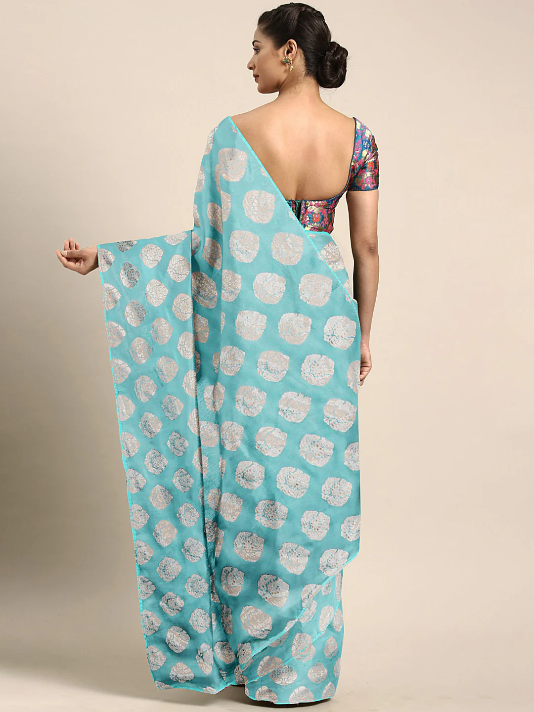 Neerus Blue Textured Saree With Blouse - Image 2