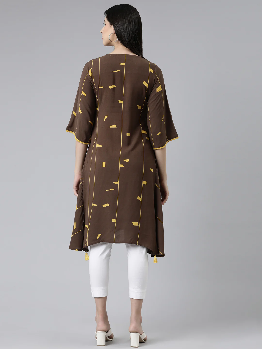 Neerus Brown Curved Printed Cotton Kurta - Image 3