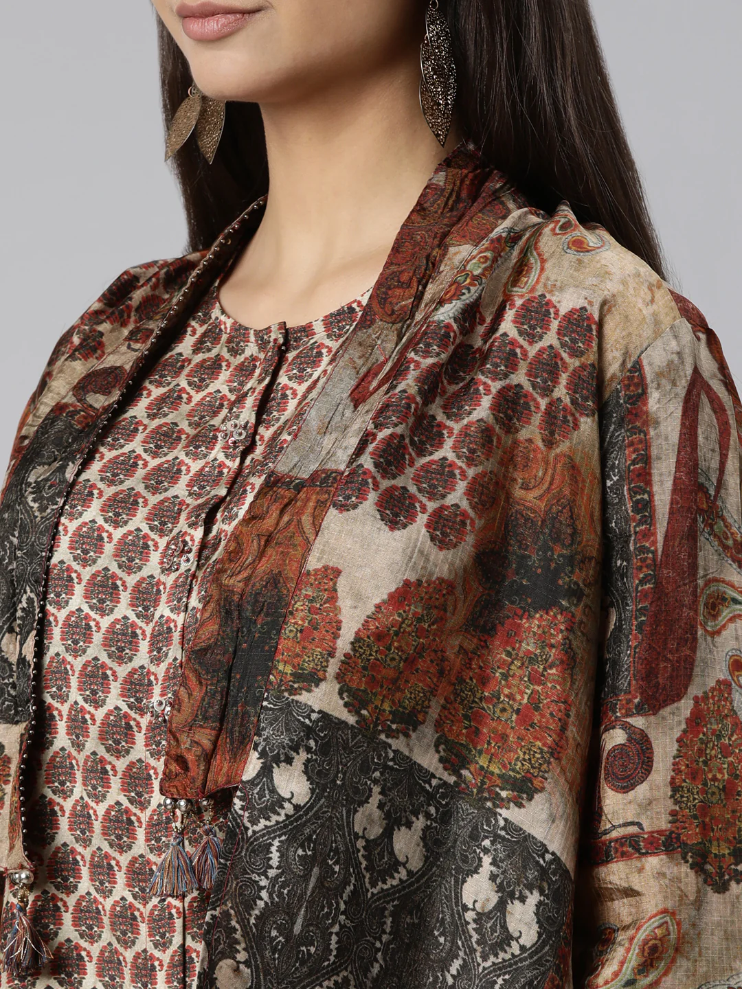 Neerus Brown Regular Straight Chevron Kurta And Veshti With Jacket - Image 4